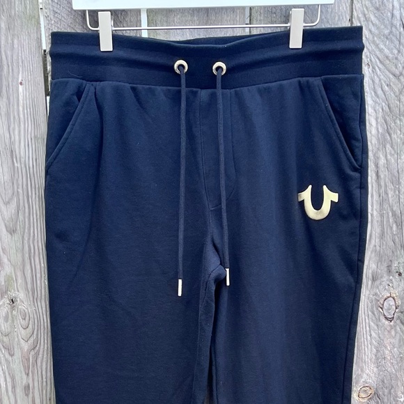 *TRUE RELIGION | Black/Gold Logo Jogging Bottoms Size M - Picture 2 of 7